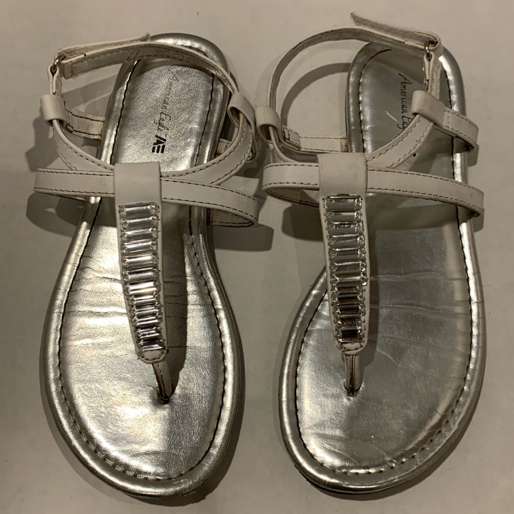 American Eagle,Girls White & Silver,Sz 1,Sandal.
